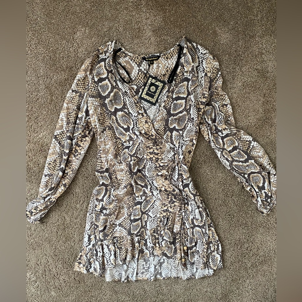 Snakeskin dress with adjustable tie waist